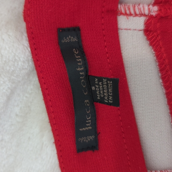 Strapless Red stripe tube top with zipper back - Picture 5 of 9